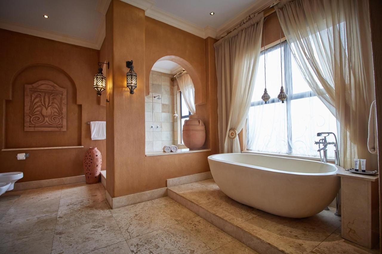 Royal Elephant Hotel & Conference Centre Centurion Bagian luar foto