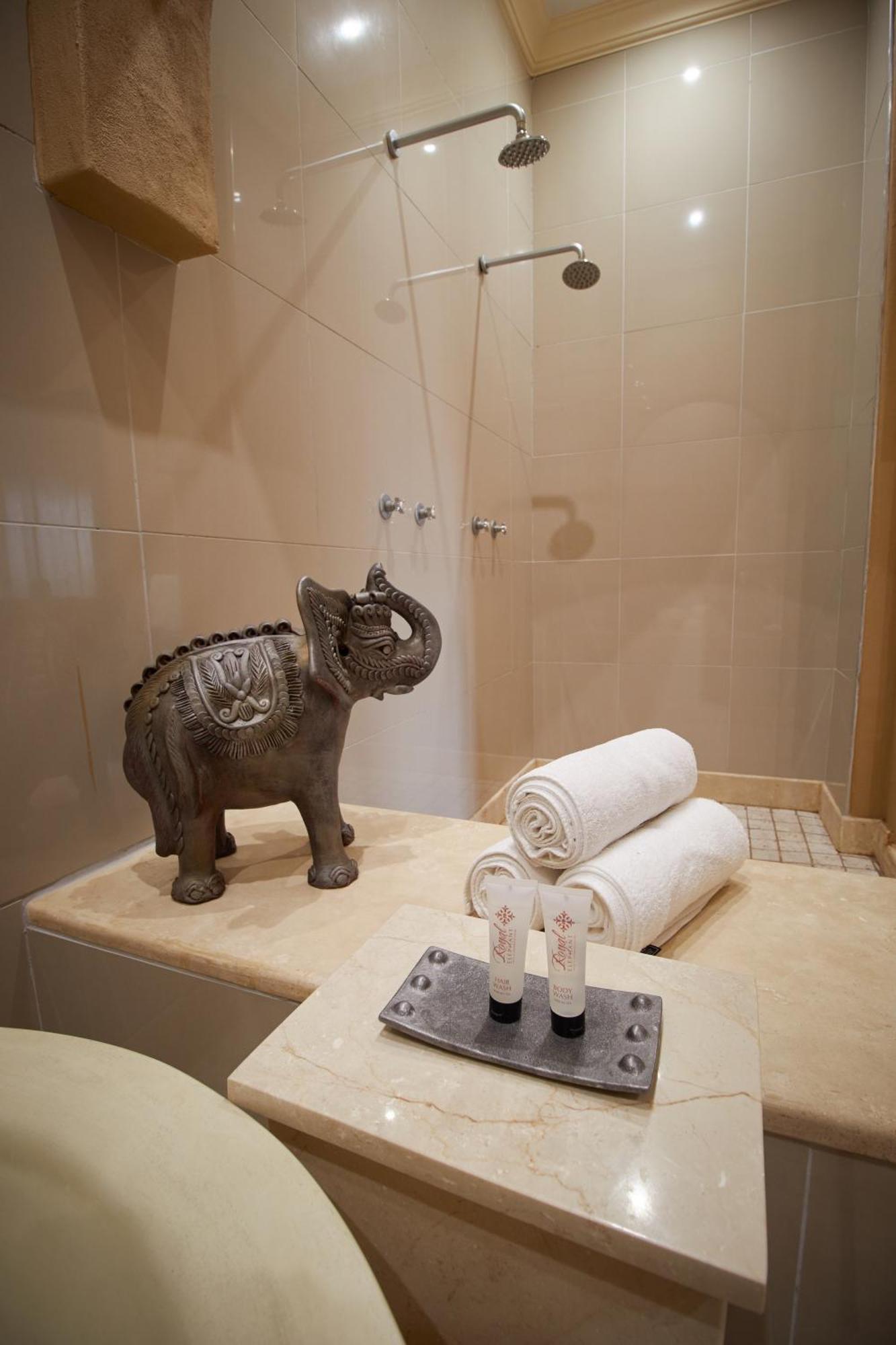 Royal Elephant Hotel & Conference Centre Centurion Bagian luar foto