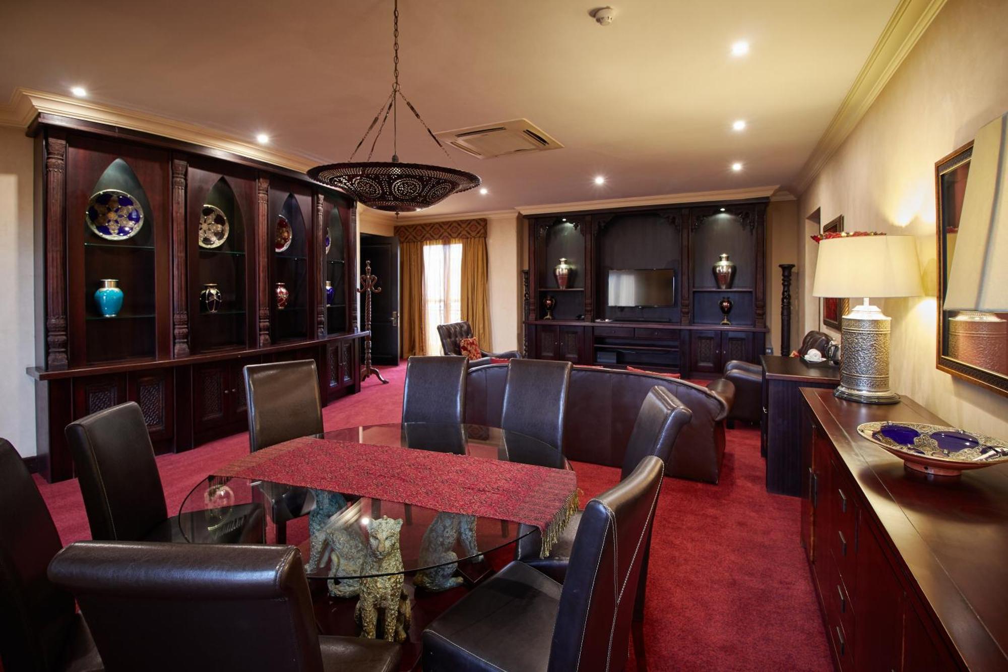 Royal Elephant Hotel & Conference Centre Centurion Bagian luar foto