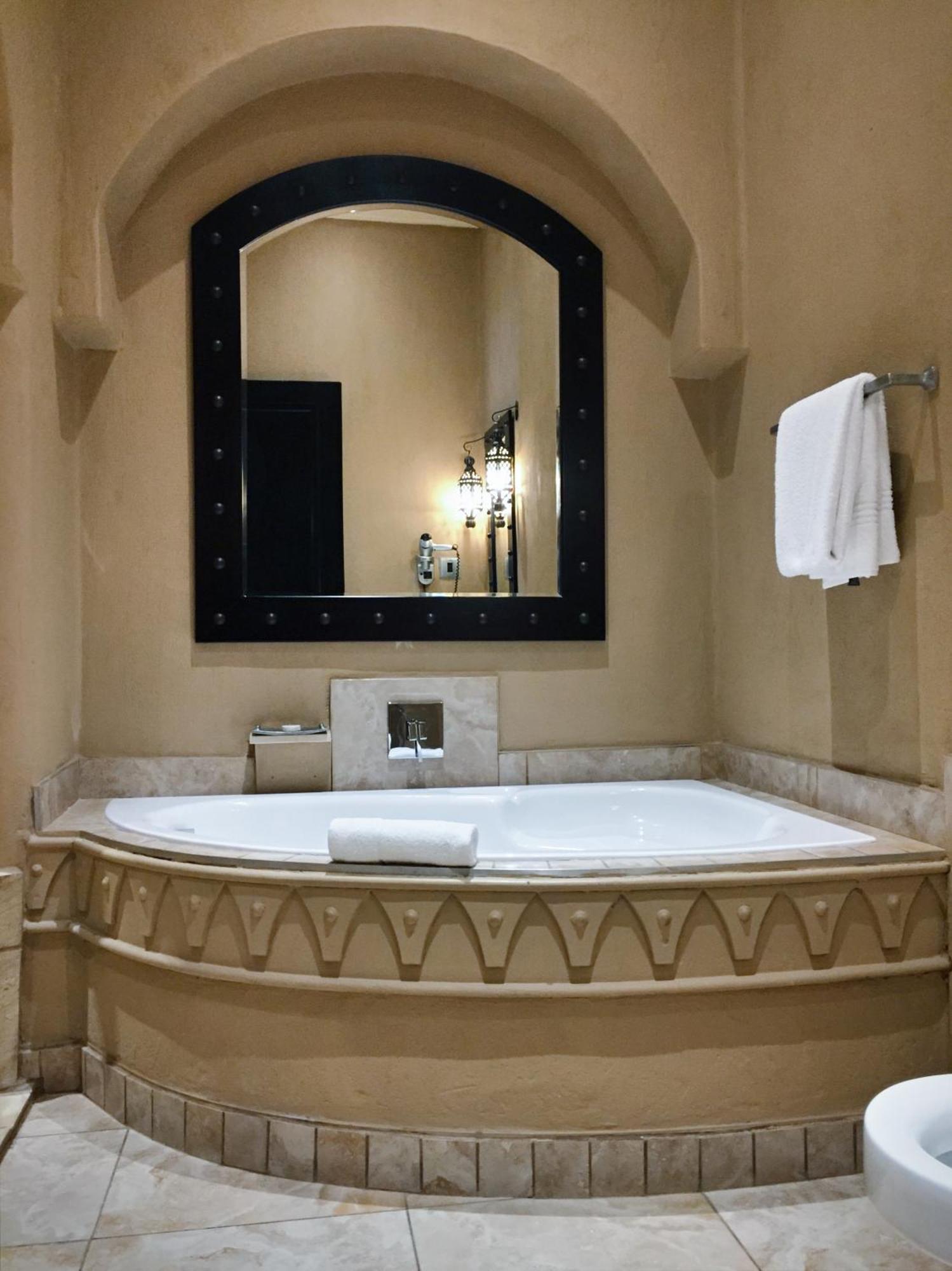 Royal Elephant Hotel & Conference Centre Centurion Bagian luar foto